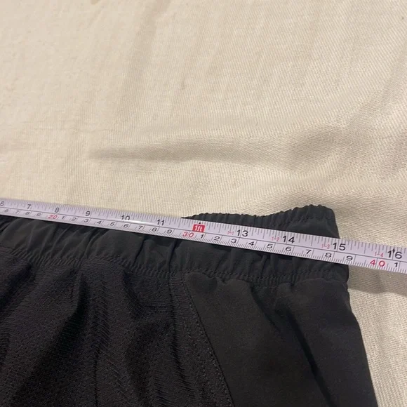 B25009 Elevenpine shorts SZ Large - Picture 7 of 9